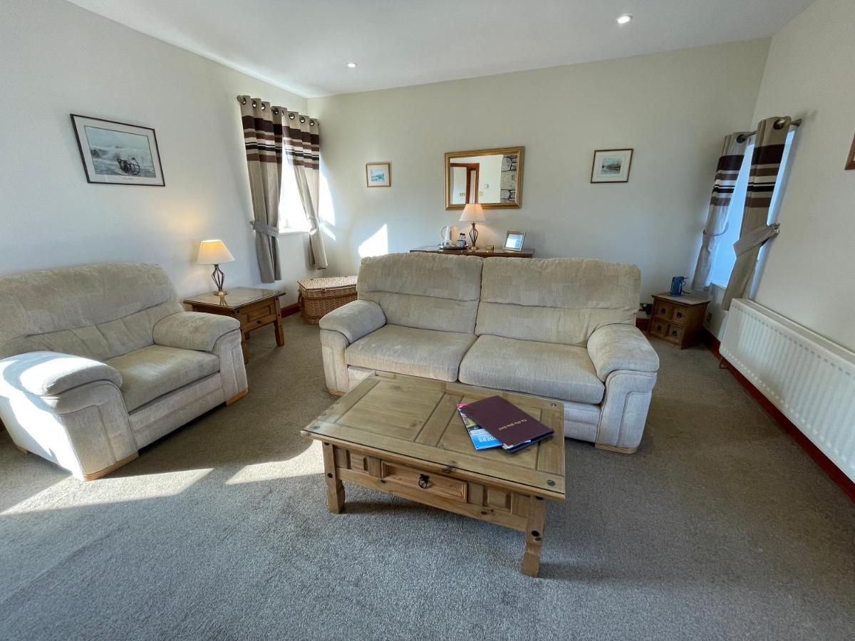 Chandlers Bnb Seahouses Ngoại thất bức ảnh